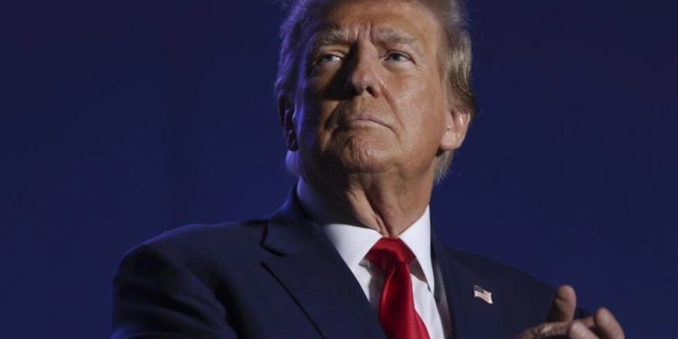 El Supremo de EEUU rechaza examinar de inmediato la inmunidad de Trump
