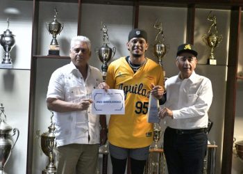 Franmil Reyes y Gerson Garabito, escogidos MVP de la Semana Jetour