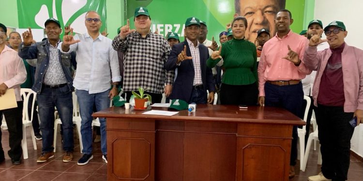 Fuerza del Pueblo anuncia concentración popular para proclamar a Hipólito Martinez