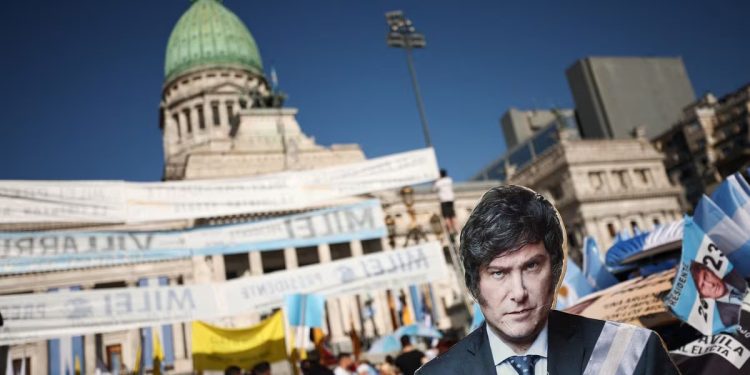 Javier Milei toma posesión como presidente de Argentina