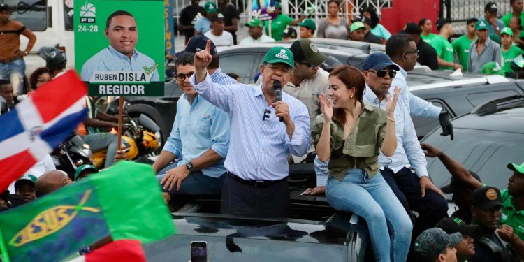 Leonel asegura que con la juventud y la mujer, arrasará en elecciones de 2024