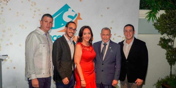 Marcos Pichado celebra 52 aniversario de Marcos Cambio 