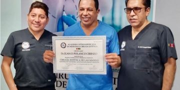 Doctor Oscar Polanco recibe premio en Sao Paulo por su destacada labor médica