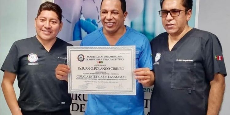 Doctor Oscar Polanco recibe premio en Sao Paulo por su destacada labor médica