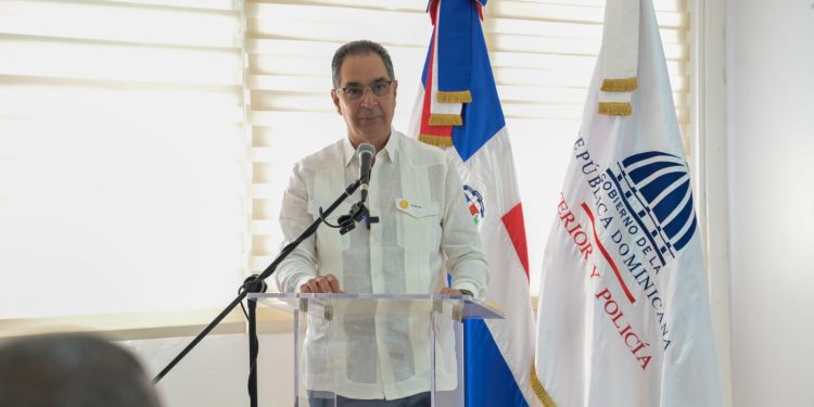 SeNaSa anuncia ampliación de los beneficios del Plan Básico para cuerpo de bomberos