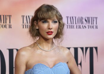 Taylor Swift encabeza liderazgo artístico en 2023, Romeo Santos entre los dominicanos