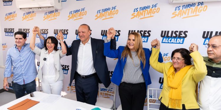 Ulises Rodríguez y Mariana Moreno anuncian un Nuevo Ayuntamiento con el pueblo adentro