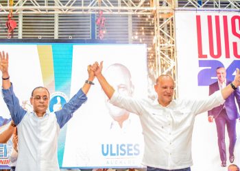 Ulises recibe apoyo de Rubén Polanco, asegura cometen irregularidades en cabildo de Santiago