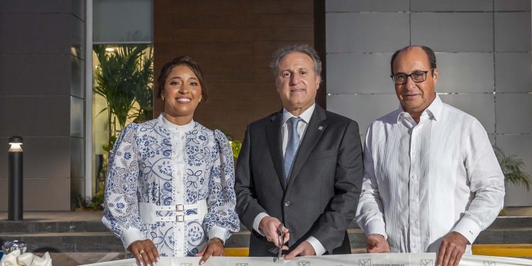 APAP inaugura sucursal en Punta Cana  