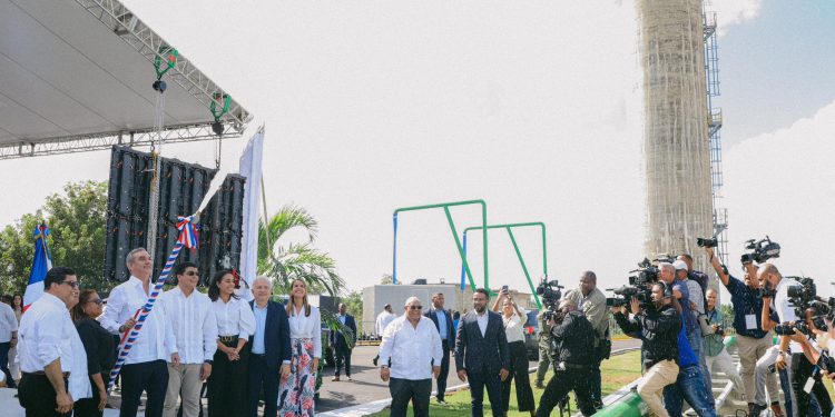 Presidente Abinader: “En estos tres años de gobierno hemos aumentado la disponibilidad de agua en más de un 21% en el Gran Santo Domingo e instalado 400 kilómetros de tuberías”