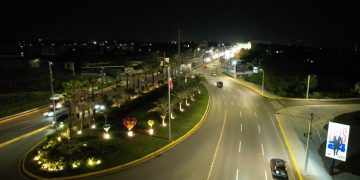 Presidente inaugura ampliación entrada a Santiago