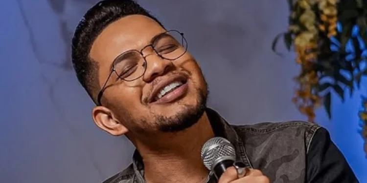 Cantante cristiano muere en pleno escenario