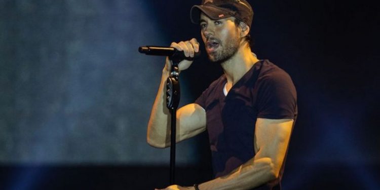 Enrique Iglesias anuncia su retiro de los escenarios