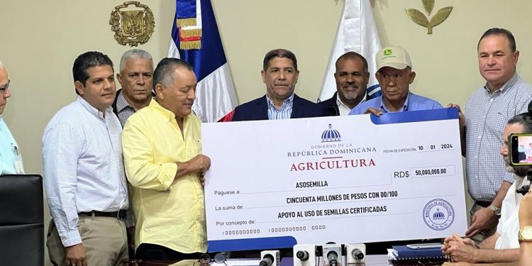 Agricultura entrega 50 millones para sector arrocero