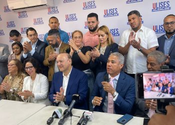 Andrés Cueto: «Ulises Rodríguez lidera encuestas con 56% de apoyo GANAR alcaldía de Santiago»