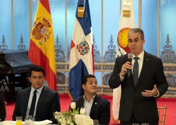 Banco Popular cierra FITUR 2024 con negociaciones que superan los US$2,500 millones