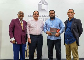 Centro Cultural Banreservas realiza conversatorio sobre la obra de Guillo Pérez en su centenario