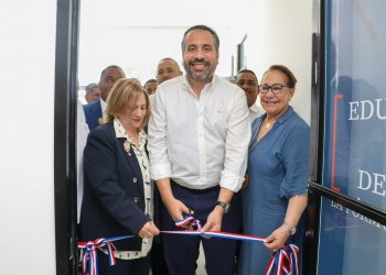 Instituto Nacional de Educación Física inaugura oficina regional en Santiago
