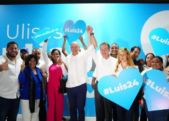 Bisonó suma jóvenes y profesionales a trabajar para garantizar triunfo de Ulises en Santiago