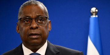 Biden no sabía que Lloyd Austin estaba en terapia intensiva, ¿cómo pasó?