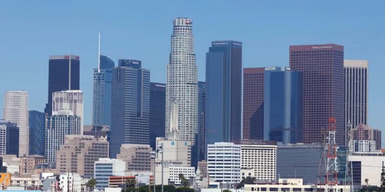 Los Ángeles se despide de sus millonarios: la gente rica de EEUU se muda a sitios impositivamente más amigables