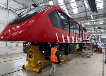 Llega a RD primer tren del Sistema Monorriel de Santiago