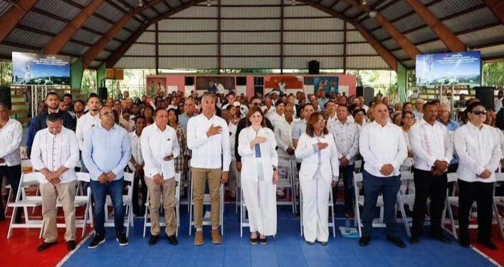 Vicepresidenta y Edenorte inauguran rehabilitación de redes en comunidades de Dajabón
