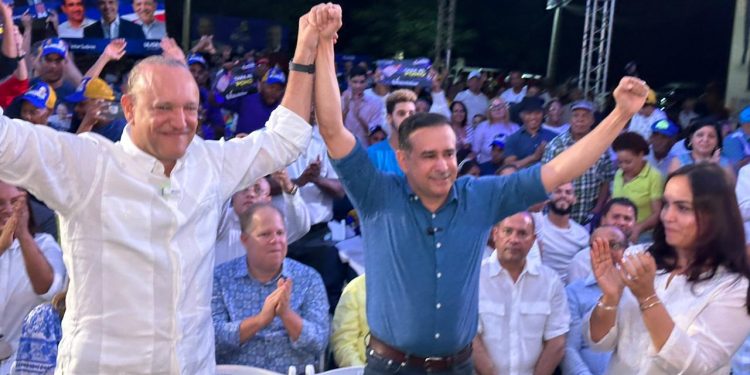 Suárez apoya a Ulises; “llegó el momento de grandes concertaciones por Santiago”, afirma Rodríguez
