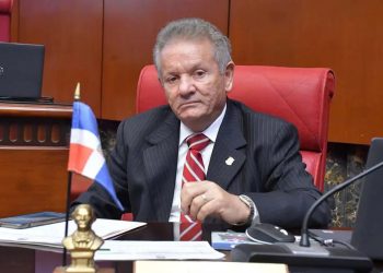 Senador de La Altagracia renuncia a la Fuerza del Pueblo