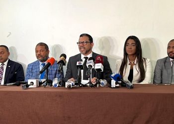 Yohan López asume como presidente del CARD