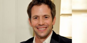 Actor Christian Oliver muere en accidente de avioneta