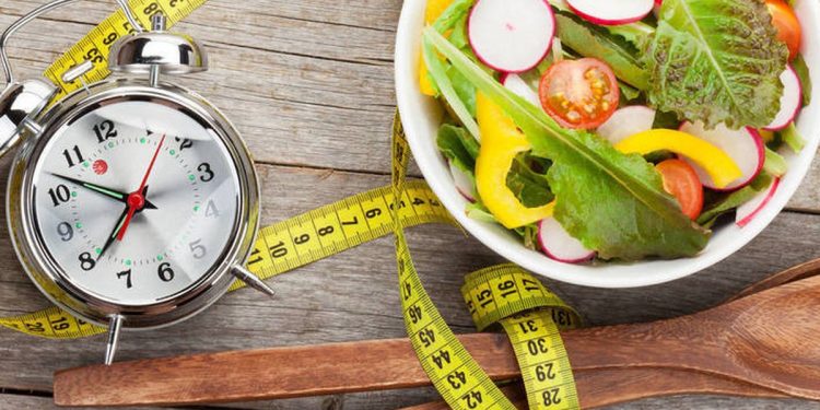 Qué es mejor el ayuno intermitente o la dieta