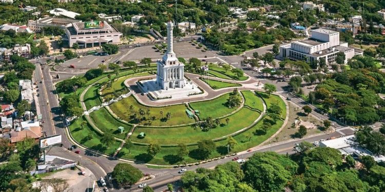 Sociedad comercial Villa Algarrobo denuncia chantaje montado por clientes morosos