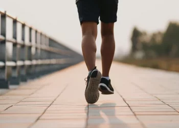 Descubre qué ejercicios tienes que hacer para evitar fracturas si te caes