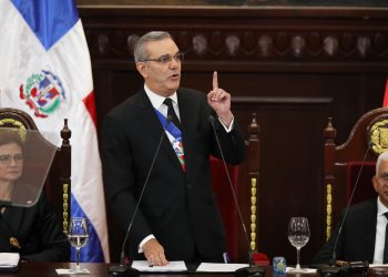 Presidente Abinader destaca que Gobierno ha destinado 147 mil millones para asistir a los más vulnerables y al comercio en la frontera