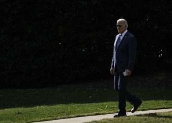 «Pánico demócrata»: La reelección de Biden está en peligro por un informe sobre su salud mental