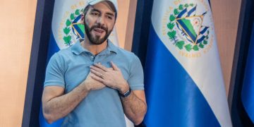 Bukele se defiende de las críticas del exterior: “Esta es la primera vez que El Salvador tiene democracia”