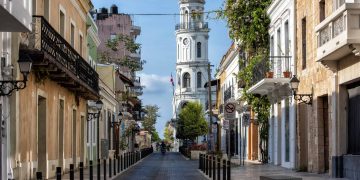 Asociación guías de turismo celebra 50 aniversario con misa, caminata y ofrenda en Altar de la Patria