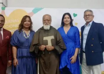Fray José y Fundación Futuro Cierto lanza su cadena de respaldo masivo para construir viviendas