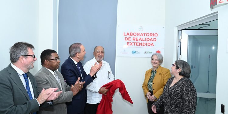 INTEC inaugura moderno laboratorio académico de Realidad Extendida