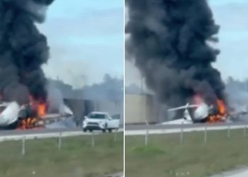 Jet privado se estrella contra un coche y se incendia en una carretera de Florida (VIDEO)