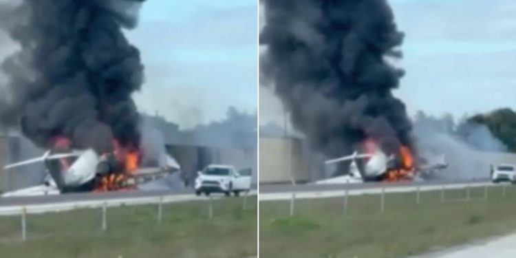 Jet privado se estrella contra un coche y se incendia en una carretera de Florida (VIDEO)