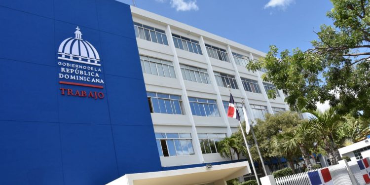 Ministerio de Trabajo sanciona empresa tras hallazgos en proceso de inspección caso muerte Paula Santana