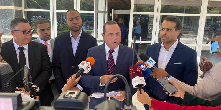 El PLD y la FUPU denuncian fraude en las elecciones del próximo domingo sin haber pasado
