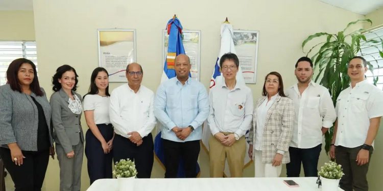 Proindustria anuncia 300 nuevos empleos para Zona Franca en San Francisco durante recorrido con embajador de Japón