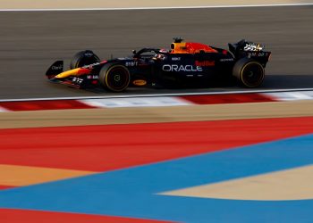 Nadie puede con Red Bull en los test de Bahrein, pero Ferrari promete batalla en la Fórmula 1