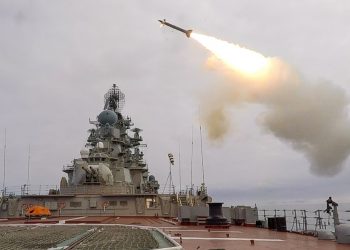 Rusia lanza un ataque masivo contra el complejo militar de Ucrania