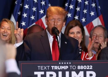 Trump arrasa en las primarias de Carolina del Sur y acaricia la nominación republicana