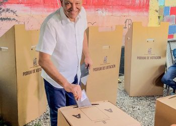 Ulises Rodríguez vota y define el proceso como un triunfo de la democracia