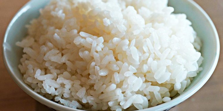 Las sobras del arroz pueden causar enfermedades: las recomendaciones médicas para evitar problemas